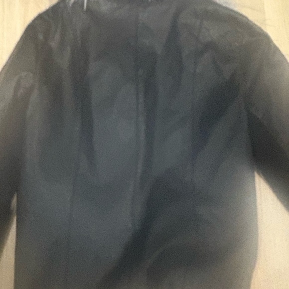 G by Guess Black Leather Jacket with Luxurious Gray Fur Collar - Picture 10 of 10